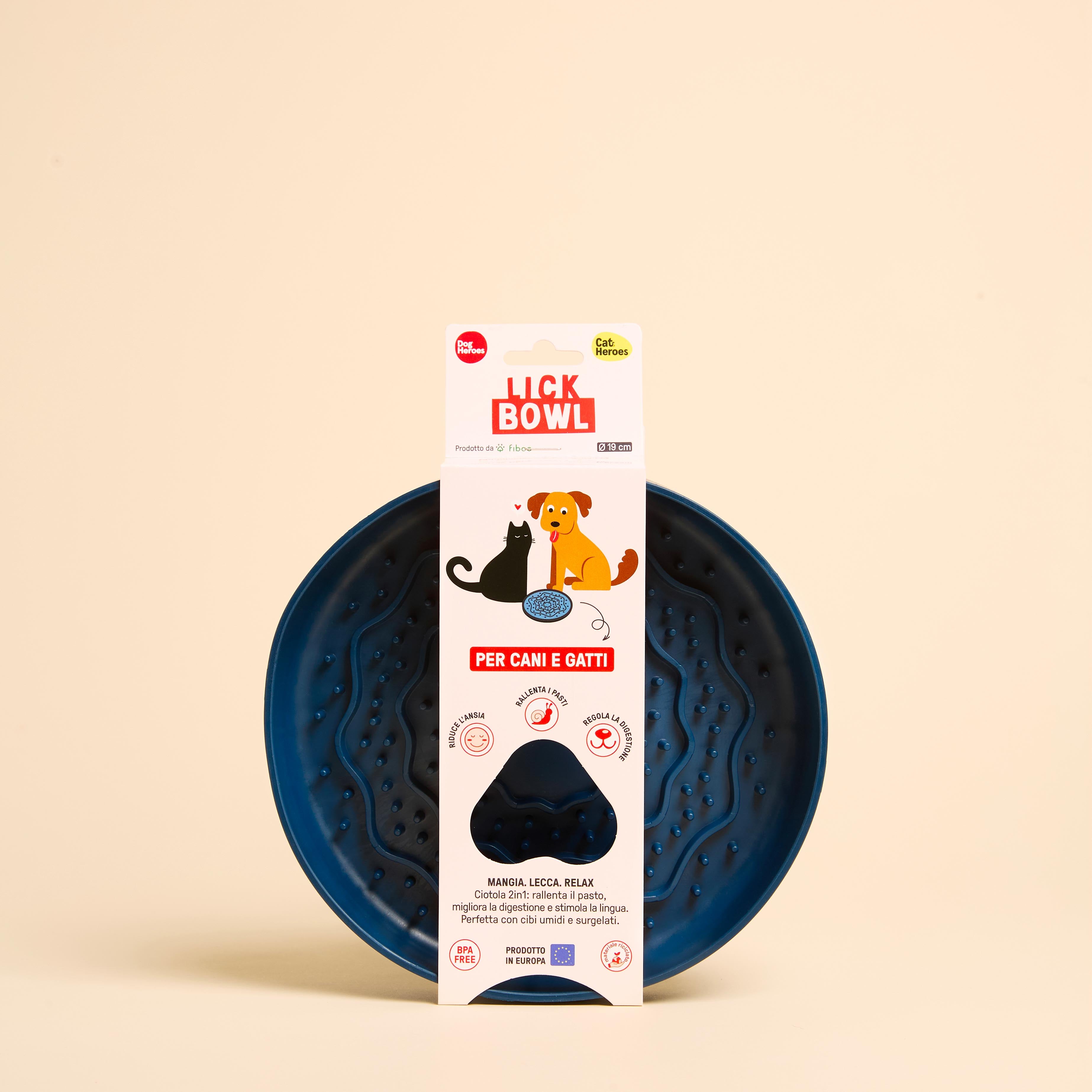 dog-heroes-crunchy-bites-lick-bowl-gamelle-bleue image 1