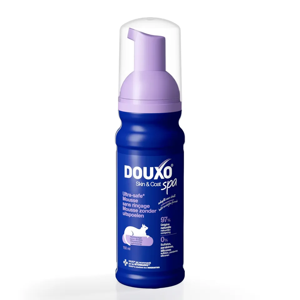 douxo-spa-skin-coat-mousse-sans-rin-age-chat-amande-douce image 1